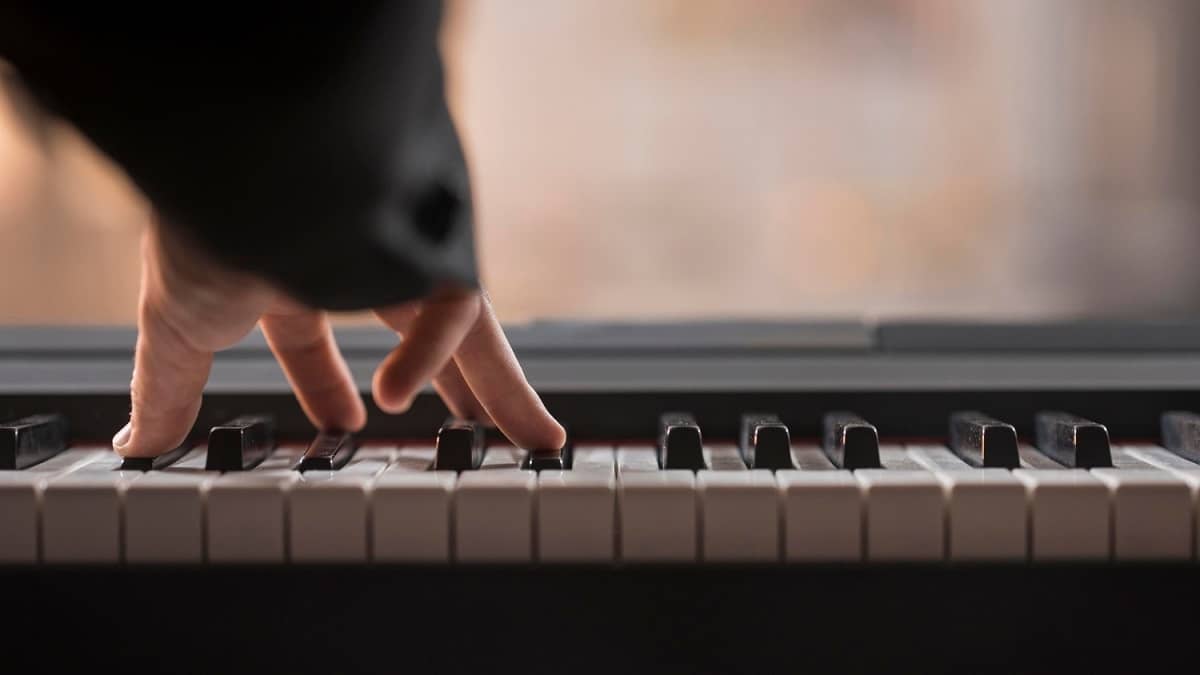 تمرین موسیقی در آپارتمان بدون ایجاد مزاحمت برای همسایه‌ها