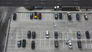 پارکینگ مزاحم و پارکینگ اختصاصی